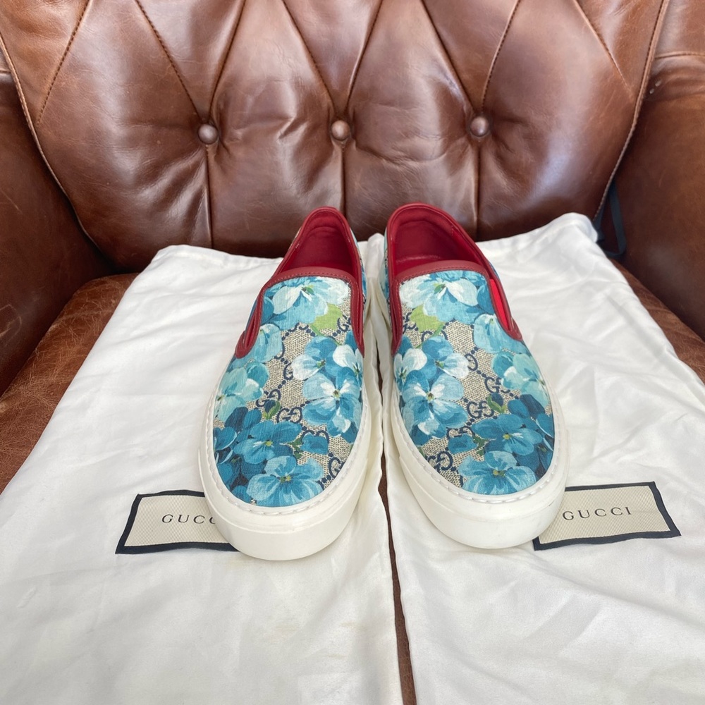 NWOT Gucci GG Supreme Monogram Blooms Womens Slip On Sneakers 38 1/2